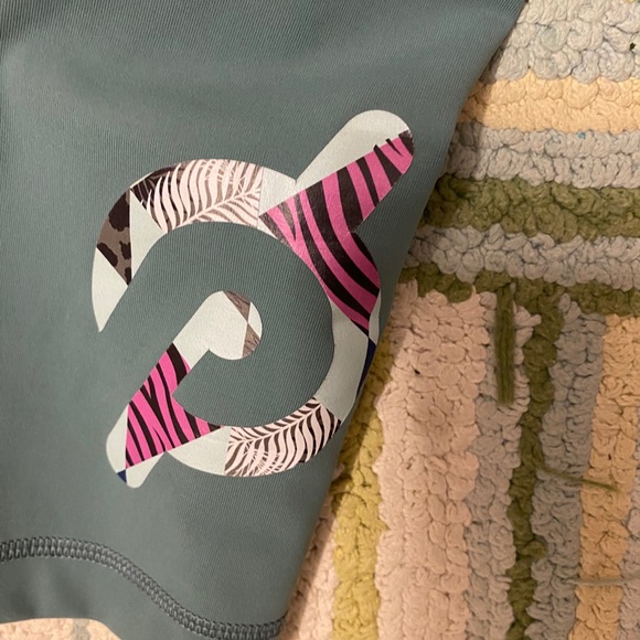 Peloton Lululemon Wunder Unders Size 6 - Picture 2 of 5